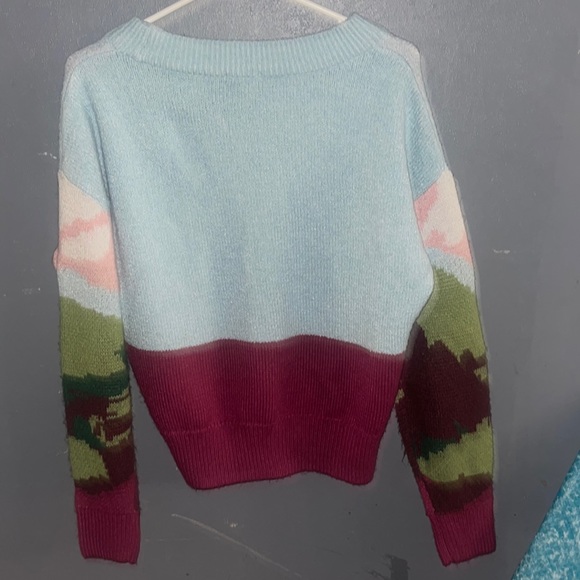 Target sweater - Picture 2 of 2